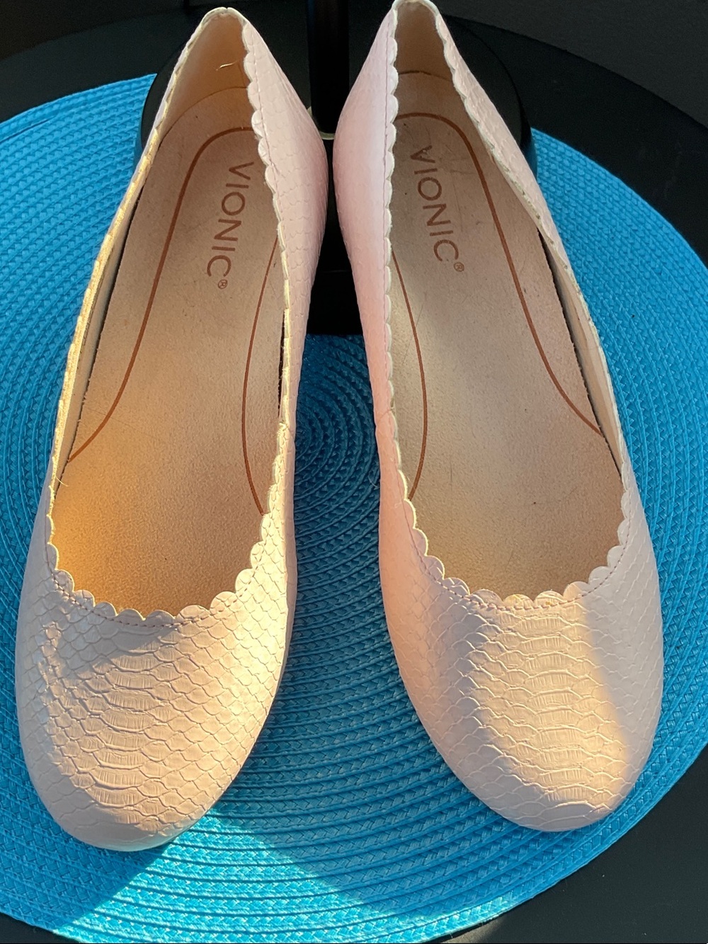 Vionic Blush Pink Scalloped-Edge Ballet Flats